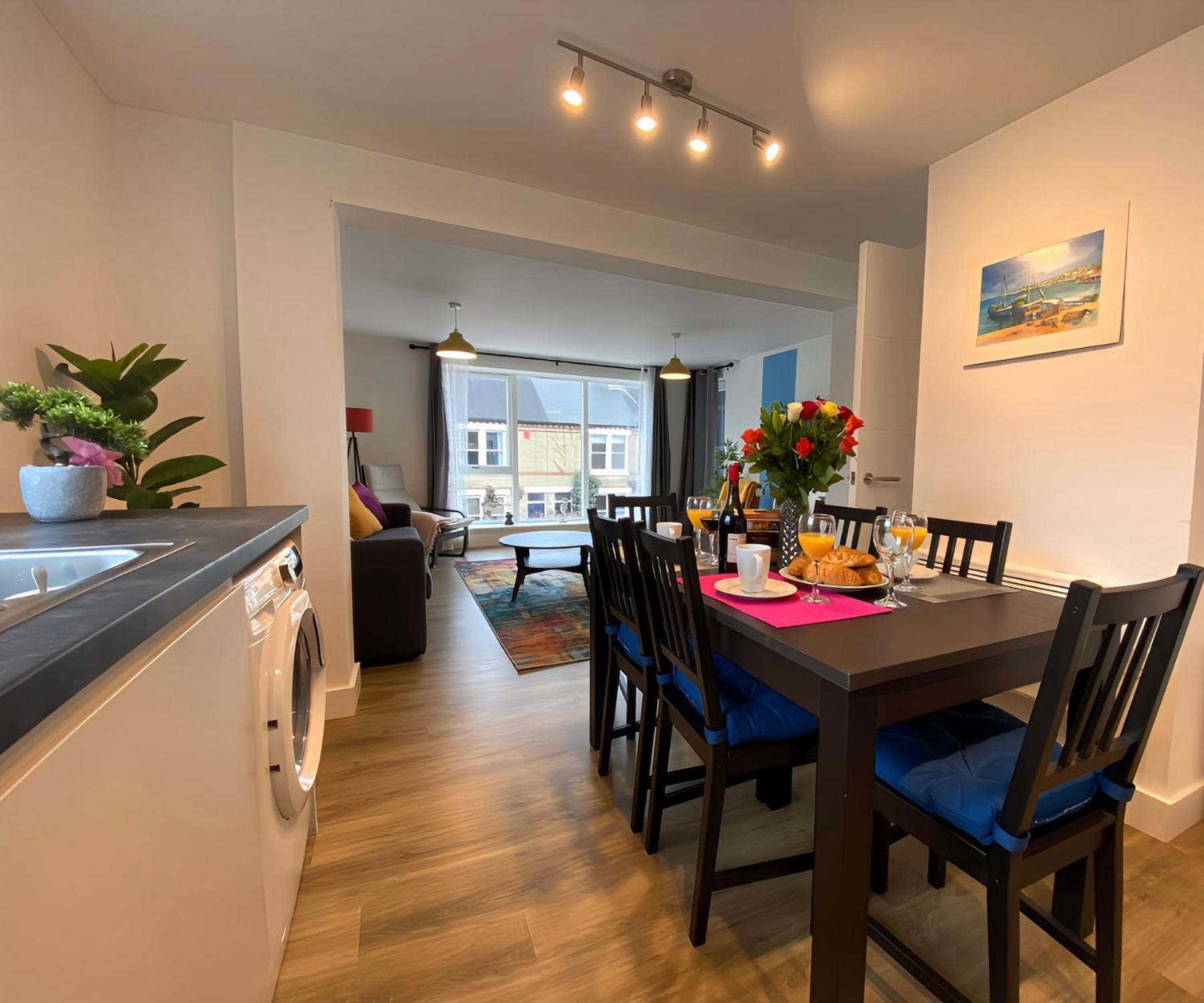 Cambridge Stays Riverside Apart Hotel With 2Br Flats At The City Centre-Parking-Balcony Exteriér fotografie