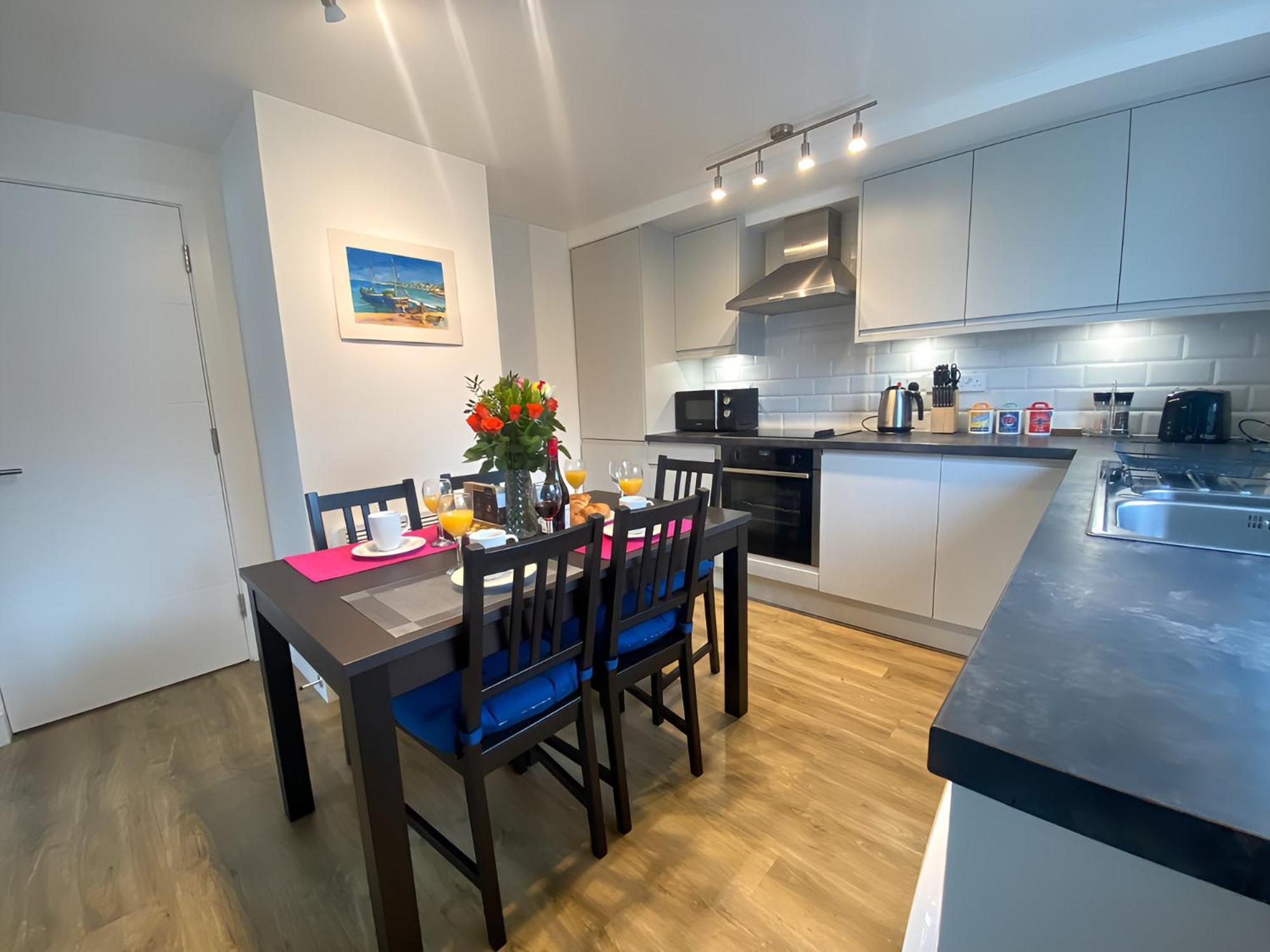 Cambridge Stays Riverside Apart Hotel With 2Br Flats At The City Centre-Parking-Balcony Exteriér fotografie